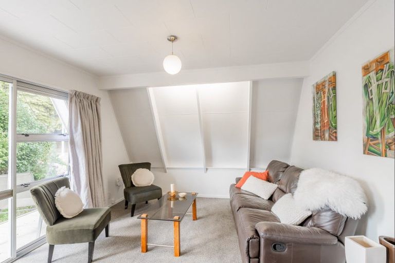 Photo of property in 82b Raumati Road, Raumati Beach, Paraparaumu, 5032