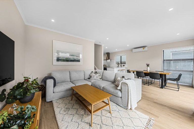 Photo of property in 61 Kopuru Road, Whenuapai, Auckland, 0618