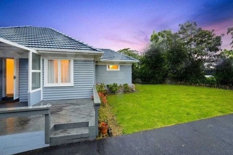 Photo of property in 58 Royal Road, Massey, Auckland, 0614