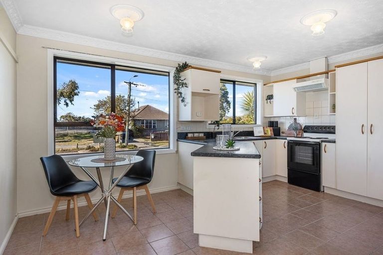 Photo of property in 109 Carisbrooke Street, Aranui, Christchurch, 8061