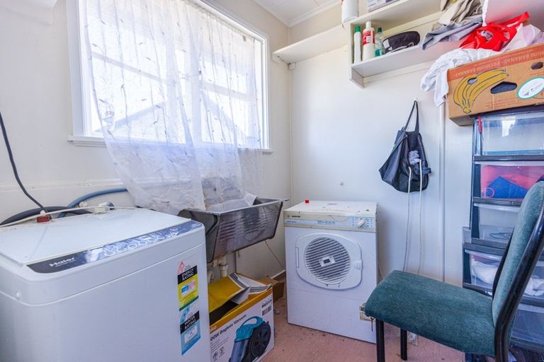 Photo of property in 15 Maire Street, Gonville, Whanganui, 4501