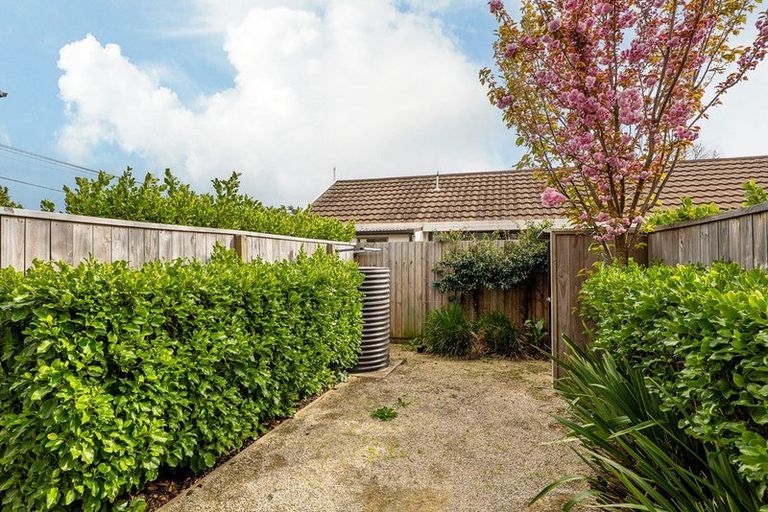 Photo of property in 9 Bings Lane, Richmond, Christchurch, 8013