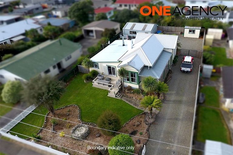 Photo of property in 2 Parker Avenue, Levin, 5510