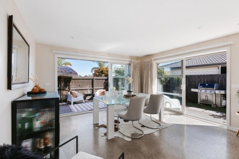 Photo of property in 12 Kokihi Close, Papamoa Beach, Papamoa, 3118