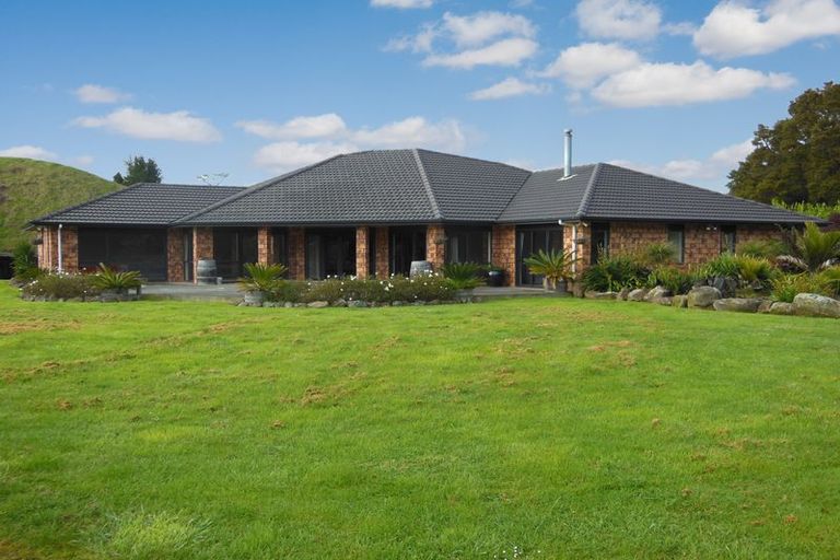 Photo of property in 39 Mountain View Road, Hikurangi, 0114