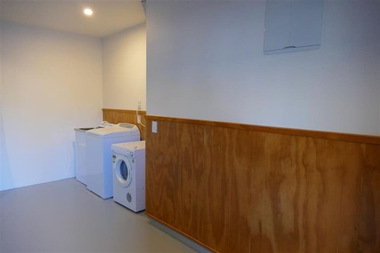 Photo of property in 3 Athol Terrace, Upper Riccarton, Christchurch, 8041