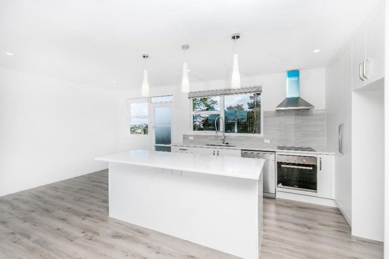 Photo of property in 606 Glenfield Road, Bayview, Auckland, 0629