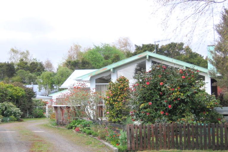 Photo of property in 22 Peehimanini Road, Waitahanui, Taupo, 3378