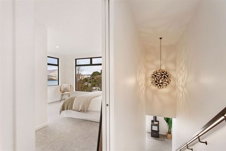 Photo of property in 3c Dalleys Lane, Lyttelton, 8082