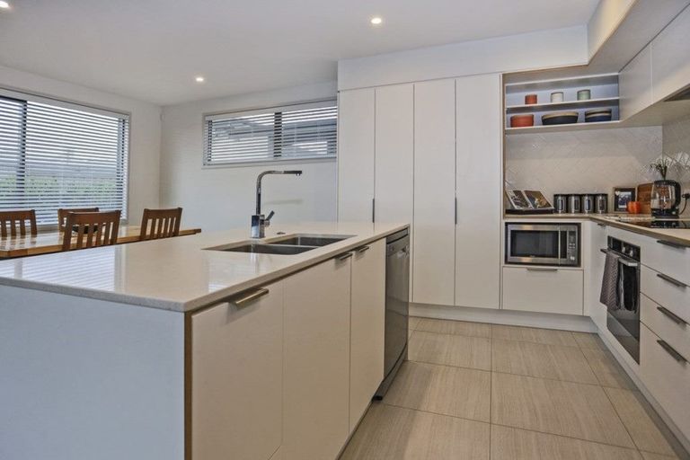 Photo of property in 23 Hugo Way, Papamoa Beach, Papamoa, 3118