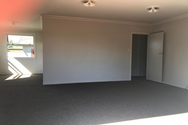 Photo of property in 14 Pulham Crescent, Queenwood, Hamilton, 3210