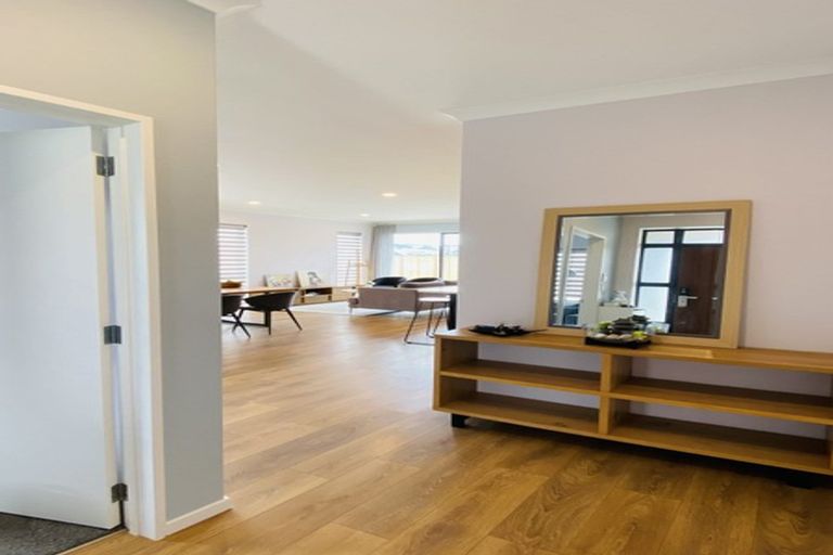 Photo of property in 22 Skiffington Road, Pokeno, 2402