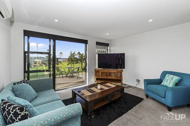 Photo of property in 14 Memorial Park Lane, Hobsonville, Auckland, 0618