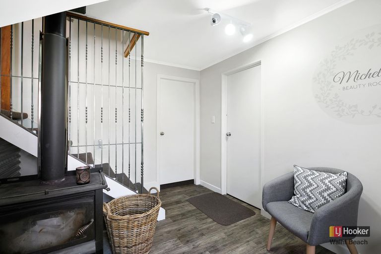 Photo of property in 2 Hillview Road, Waihi Beach, 3611