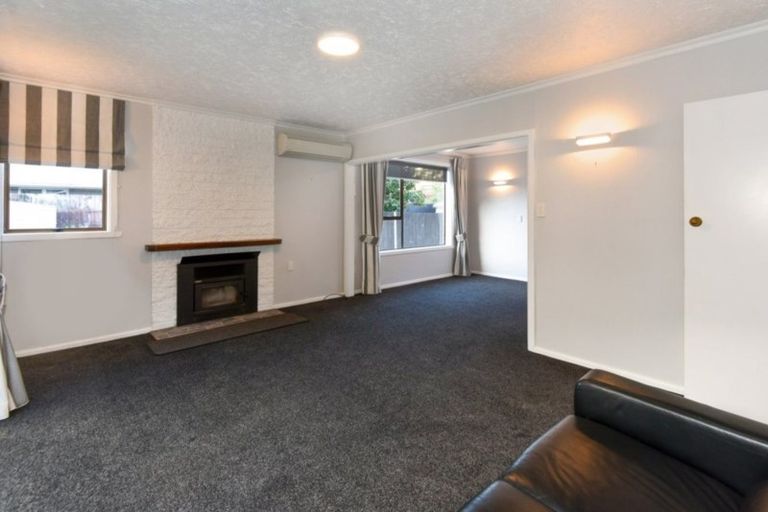 Photo of property in 5 Campbell Street, Sumner, Christchurch, 8081