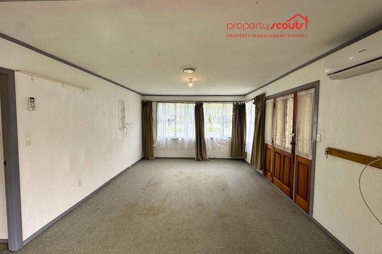 Photo of property in 22 Molesworth Street, Taita, Lower Hutt, 5011