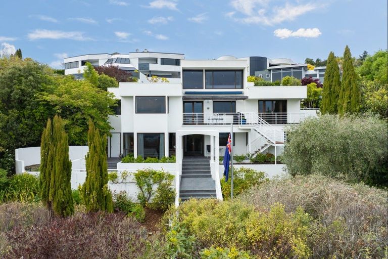 Photo of property in 3 Allom Lane, Cashmere, Christchurch, 8022