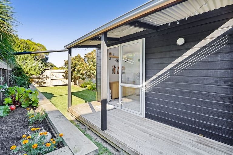 Photo of property in 4 Whenu Way, Bell Block, New Plymouth, 4312