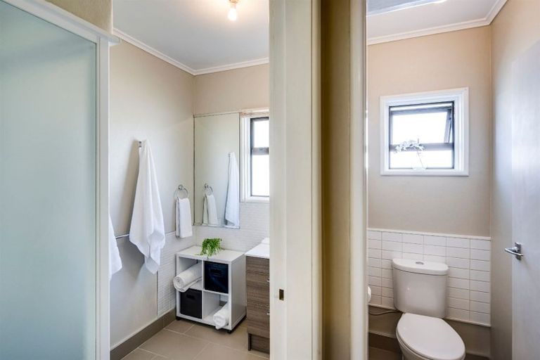 Photo of property in 123 Taradale Road, Onekawa, Napier, 4110