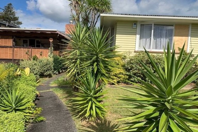 Photo of property in 1/34 Tomo Street, New Lynn, Auckland, 0600