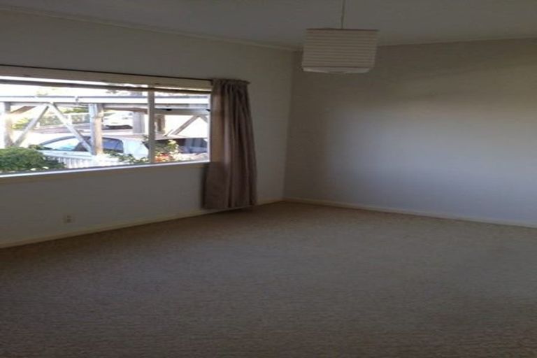 Photo of property in 140 The Ridgeway, Mornington, Wellington, 6021
