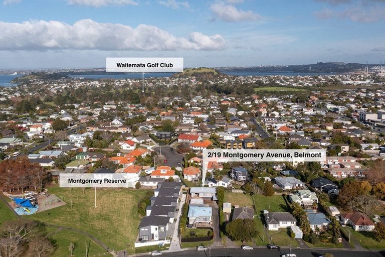 Photo of property in 2/19 Montgomery Avenue, Belmont, Auckland, 0622