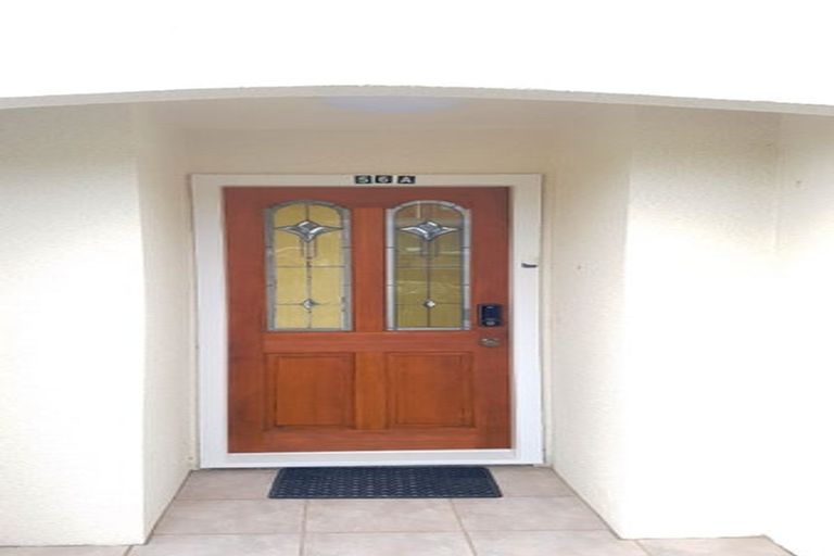 Photo of property in 56 Goldfinch Rise, Unsworth Heights, Auckland, 0632