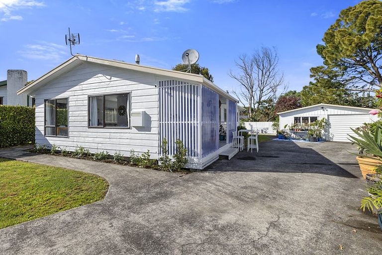 Photo of property in 17 Kipling Drive, Whalers Gate, New Plymouth, 4310