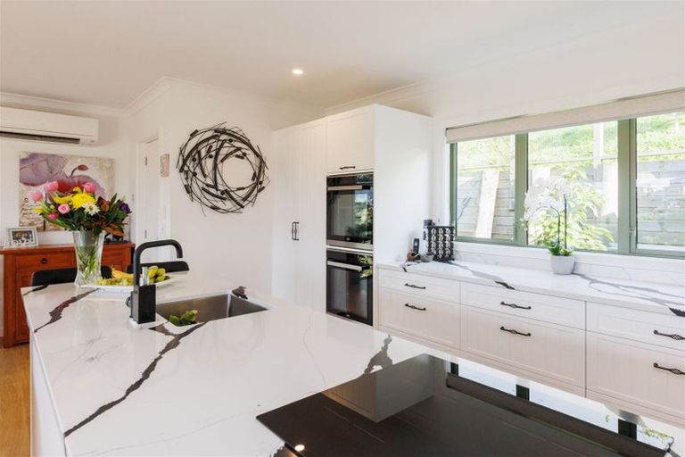 Photo of property in 121 Cashmere Drive, Fitzherbert, Palmerston North, 4410
