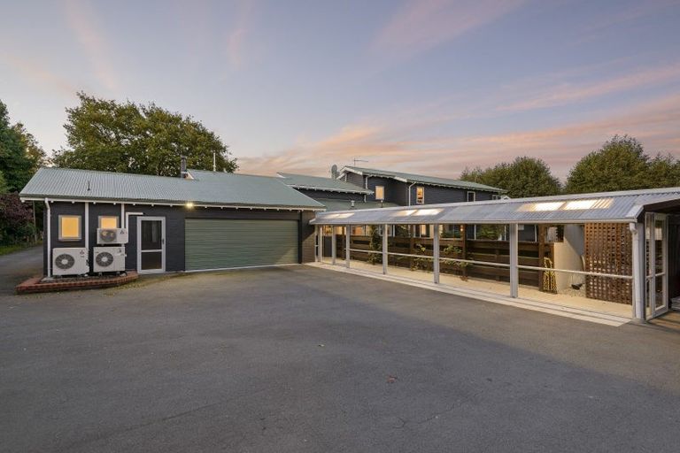 Photo of property in 280 Queen Elizabeth Ii Drive, Mairehau, Christchurch, 8052