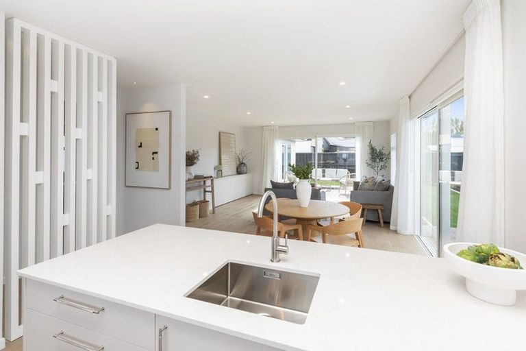 Photo of property in 30 Oakmill Drive, Casebrook, Christchurch, 8051