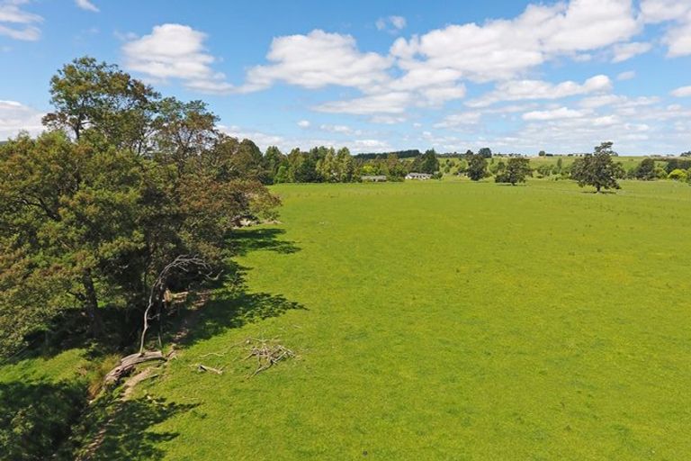 Photo of property in 12 Southey Road, Opaki, Masterton, 5871