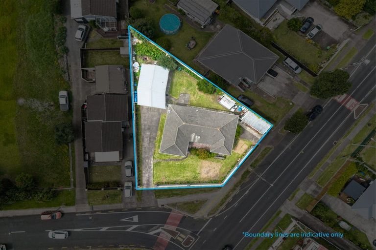 Photo of property in 107 Taylor Road, Mangere Bridge, Auckland, 2022