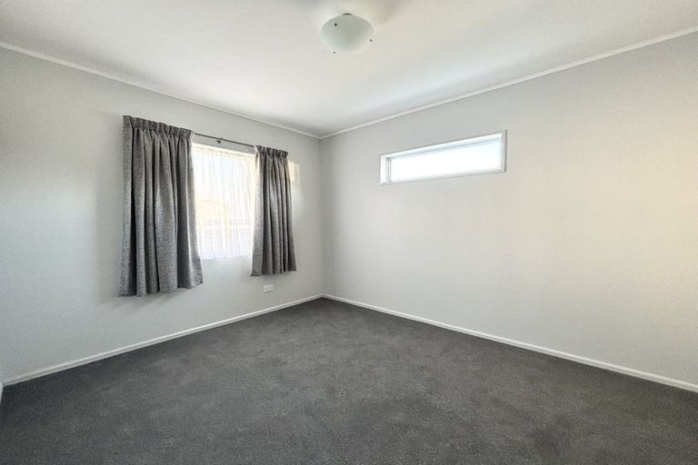 Photo of property in 15a Cypress Drive, Maungaraki, Lower Hutt, 5010