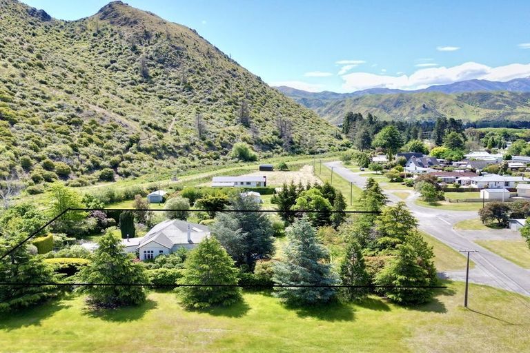 Photo of property in 67 Gordon Street, Kurow, 9435