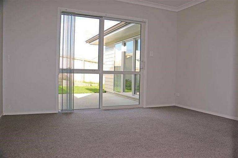 Photo of property in 6 Hapuka Close, Snells Beach, 0920