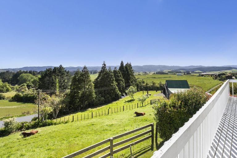 Photo of property in 16 Mcmurray Road, Hunua, Papakura, 2584