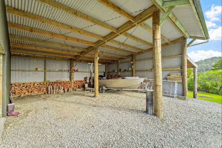 Photo of property in 15 Boler Road, Tauhoa, Warkworth, 0984