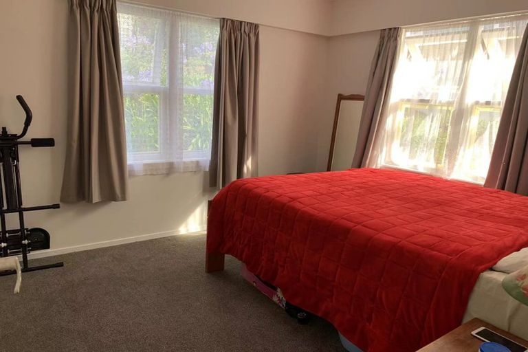 Photo of property in 3/18 Fowler Street, Northcote, Auckland, 0627