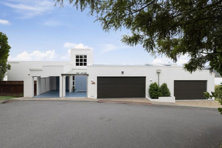 Photo of property in 28 Molyneux Close, Whitby, Porirua, 5024