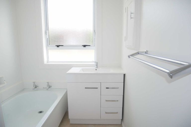 Photo of property in 2/2 Parklands Drive, Huntsbury, Christchurch, 8022