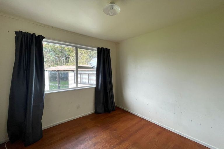 Photo of property in 35 Beeston Crescent, Manurewa, Auckland, 2102