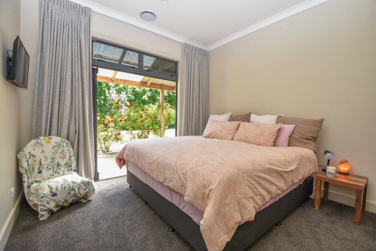 Photo of property in 20 Haringa Road, Carrington, Carterton, 5791