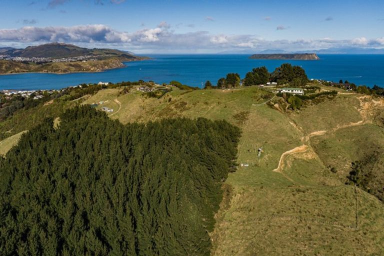 Photo of property in 68-76 The Track, Plimmerton, Porirua, 5026