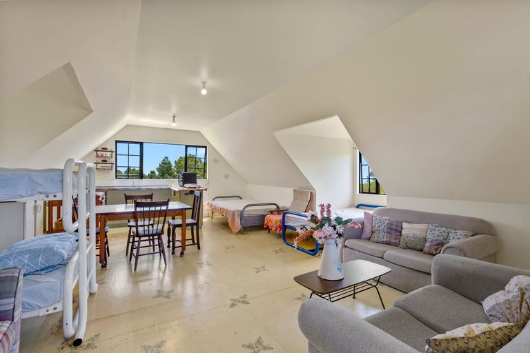 Photo of property in 65 M Greenwood Road, Leigh, 0972