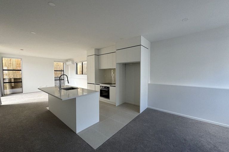 Photo of property in 16 Elegant Lane, Ranui, Auckland, 0612