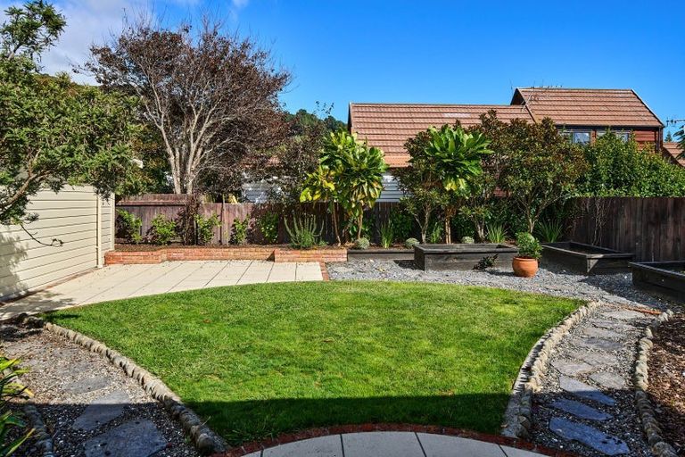 Photo of property in 13 Miro Street, Eastbourne, Lower Hutt, 5013