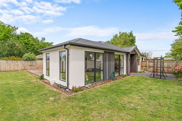 Photo of property in 52 Country Palms Drive, Halswell, Christchurch, 8025
