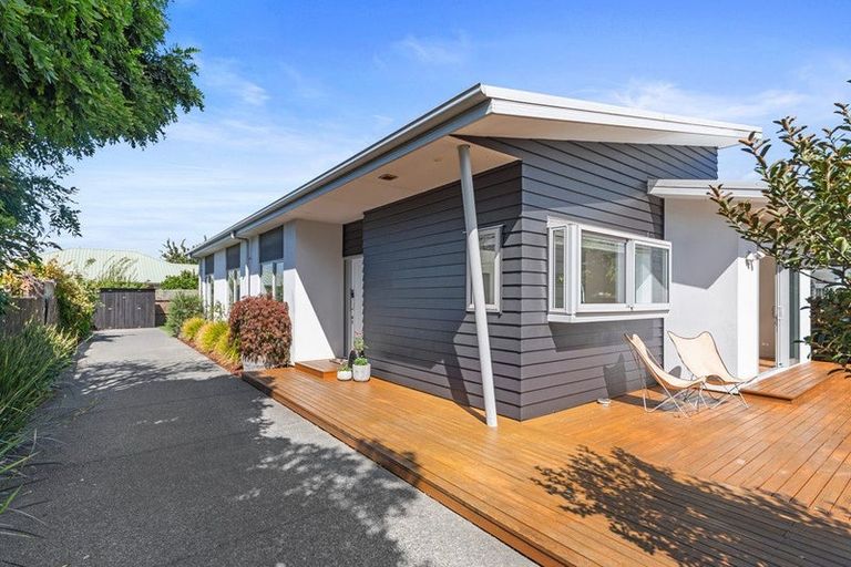 Photo of property in 46 Mcfaddens Road, St Albans, Christchurch, 8052