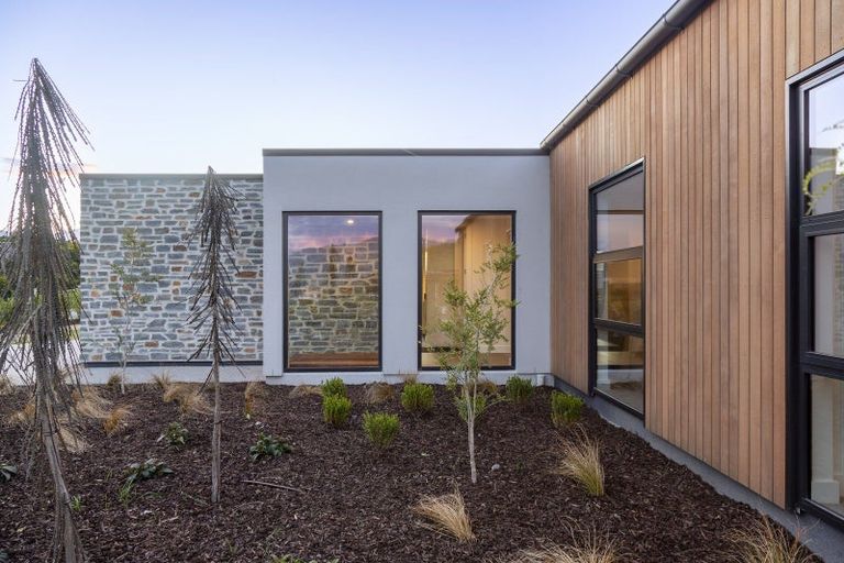 Photo of property in Kawarau Heights, 22 Kawarau Heights Boulevard, Lake Hayes, Queenstown, 9304